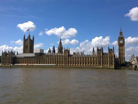 UK parliament dissolves ahead of election