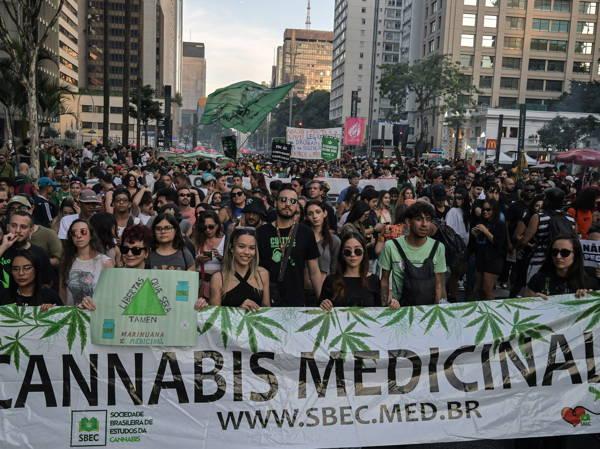 Brazil’s Supreme Court votes to decriminalize possession of marijuana for personal use