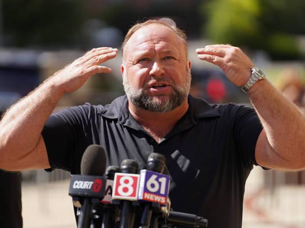 Judge rejects bankruptcy plan for Alex Jones’ Infowars but allows him to liquidate his personal assets