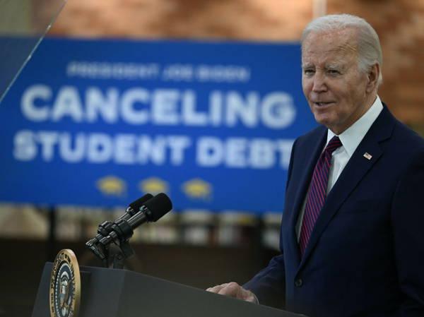 Federal appeals court blocks remainder of Biden’s student debt relief plan