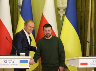 Ukraine’s Zelenskyy discusses further NATO support with Polish Prime Minister Donald Tusk