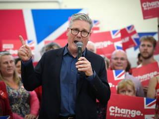 Starmer begins Britain 'rebuild' after landslide election win