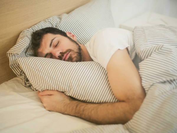 Sleep could be boosted by saving small amounts
