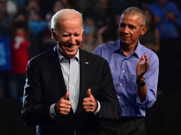 Obama Applauds Biden's Decision, Stops Short Of Endorsing Harris
