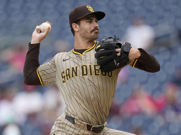Padres’ Dylan Cease has no-hit bid through 8 innings against Nationals