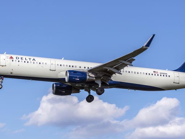 A top Delta executive is leaving weeks after the airline's slow response to tech outage