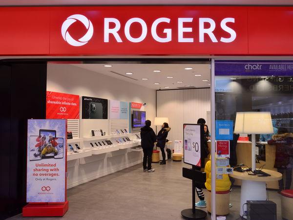 Bell sells its stake in MLSE to Rogers for $4.7B