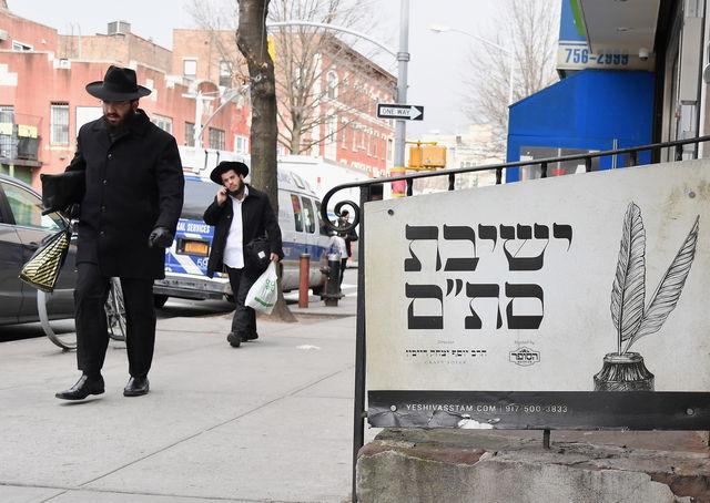 Man arrested in Canada, charged with plot to carry out mass shooting at Jewish center in Brooklyn