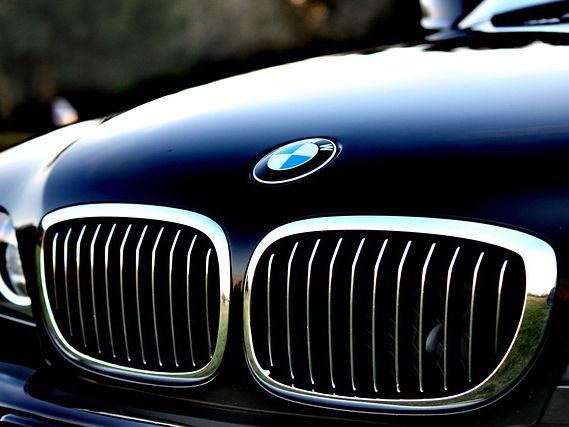 BMW cuts profit outlook as brake problem triggers recall of 1.5 million cars