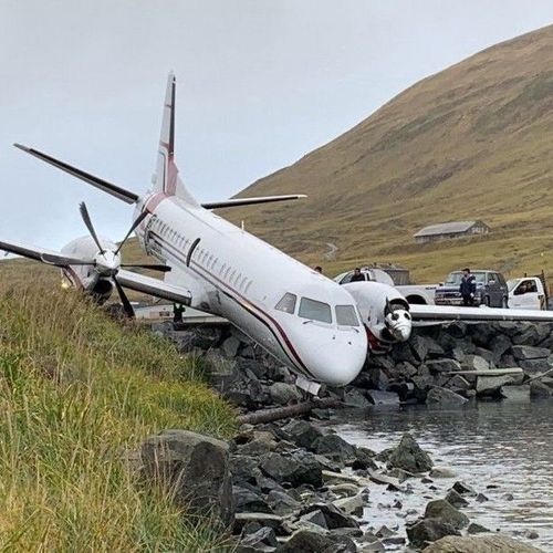 Shocking footage shows plane upside-down after crash landing in Canada