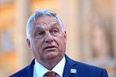 [Opinion] Ákos Hadházy and Péter Magyar Also Make Fun of Orbán's Low-Cost Flight
