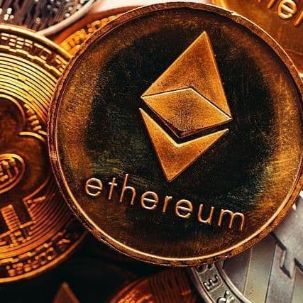Single Bitcoin Trader Loses $200M as Crypto Bulls See $1B Liquidations