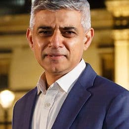 Oxford Street: Who should be in charge?