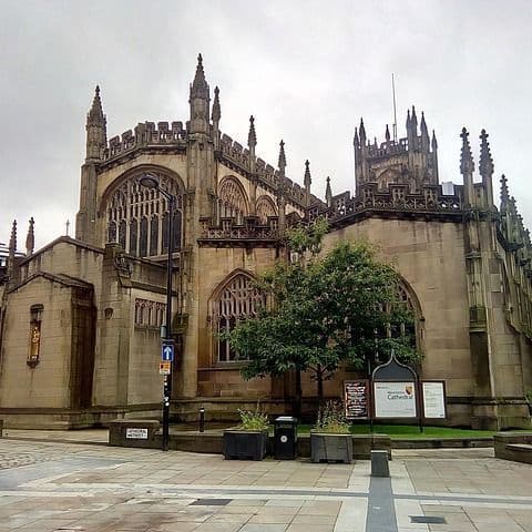 TfGM workers secure new pay deal following strike action