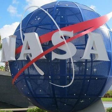 'Magic' new breakthrough could help support life on the moon