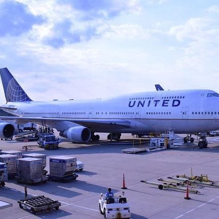 United Airlines to raise annual fees for travel perks