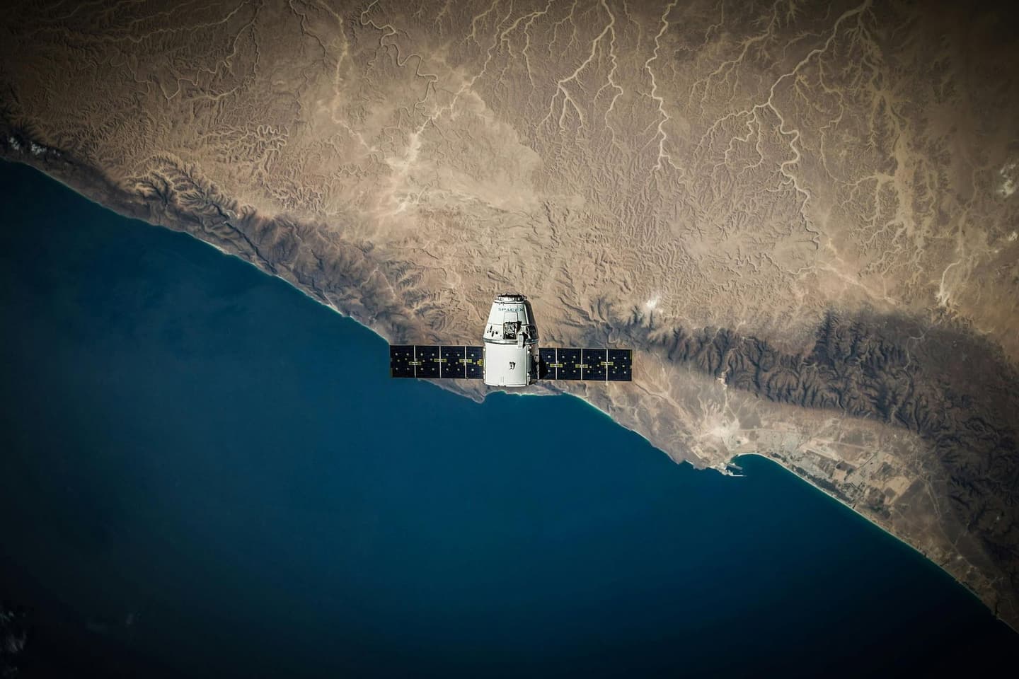 SpaceX/Pexels