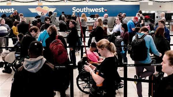 DOT Probes Southwest Airlines Scheduling After Holiday-Travel Meltdown