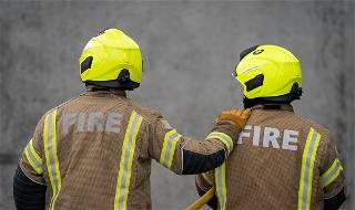 Firefighters postpone UK strikes after 7% pay offer