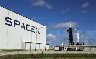 SpaceX, Netflix, Boeing to join "biggest-ever" US business mission to Vietnam