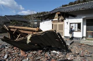 Magnitude 6.1 quake shakes northern Japan, no tsunami warning