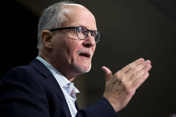 Vallas holds narrow lead in Chicago mayoral runoff: poll