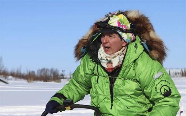 Iditarod co-founder’s grandson Ryan Redington wins dog race