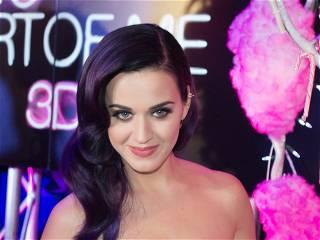 Katy Perry Gets Called Out By American Idol Contestant For "Mom Shaming"