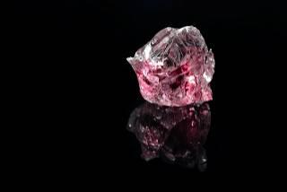 Record-Breaking $35M Expected for Rare Pink Diamond at Sotheby’s Auction