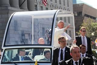 Pope expected to leave hospital on Saturday