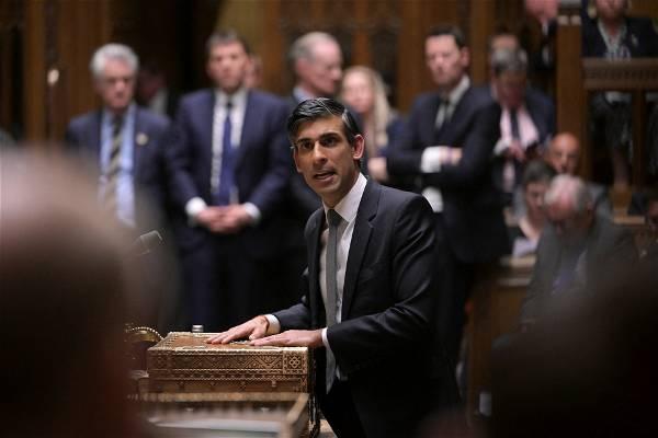 Brexit-backing Tory MPs undecided on Rishi Sunak's Northern Ireland deal vote
