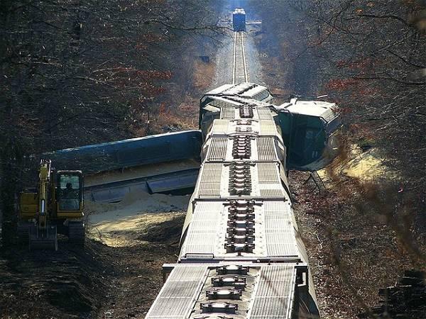 Freight train loaded with trash derails in Ayer, Massachusetts