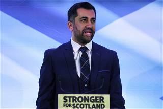 Humza Yousaf sworn in as Scotland's first minister at Court of Session in Edinburgh