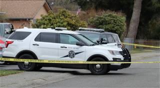 Deputy, officer fatally shoot man in Washington standoff