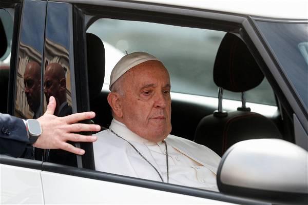 'I'm still alive' jokes Pope as he leaves hospital