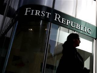 JPMorgan, PNC Bid to Buy First Republic as Part of FDIC Takeover