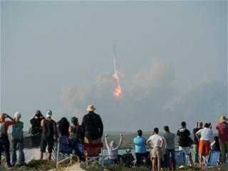 SpaceX achieves liftoff in Starship test but explosion ends flight early