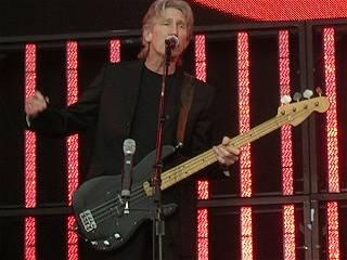 Judge rules: Roger Waters can still perform in Frankfurt