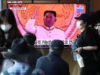 North Korea’s first spy satellite launch ends in failure, and promise to send up another