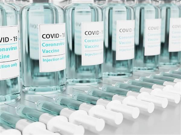 Did you get charged nearly $200 for your COVID vaccine? Here’s why and what you should do