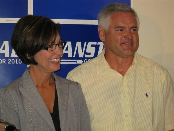 Iowa Gov. Kim Reynolds' husband diagnosed with lung cancer