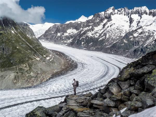 Switzerland has lost 10% of its glaciers in 2 years, research reveals