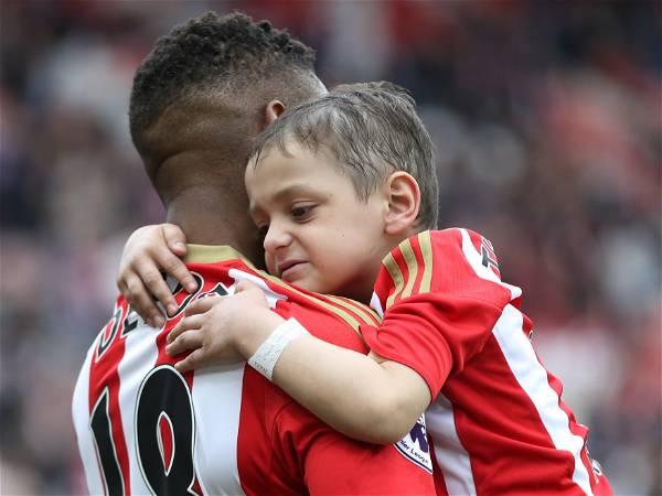 Bradley Lowery: Arrests made after football fans appeared to mock child who died from cancer
