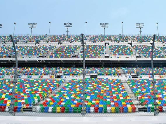 Rain pushes Daytona 500 to Monday in first outright postponement since 2012