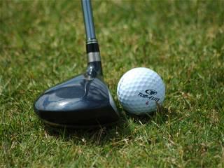 ‘Mansplaining’: Stranger gives unsolicited golf advice to PGA golfer at driving range, video shows
