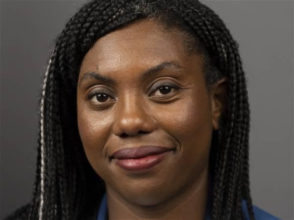 Kemi Badenoch hits out at former Post Office chairman in Horizon row
