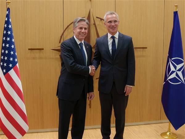 NATO chief warns of danger in dividing US, Europe