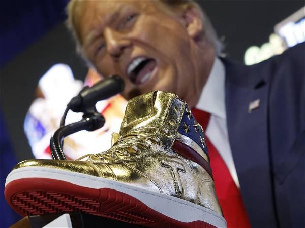 Trump unveils $400 ‘Never Surrender’ sneakers at Philly’s Sneaker Con
