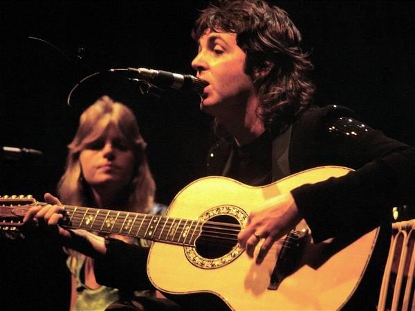 Long-lost bass guitar returned to Paul McCartney after more than 50 years