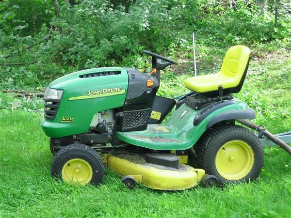 Colorado bans use of gas-powered lawn equipment by state agencies starting 2025